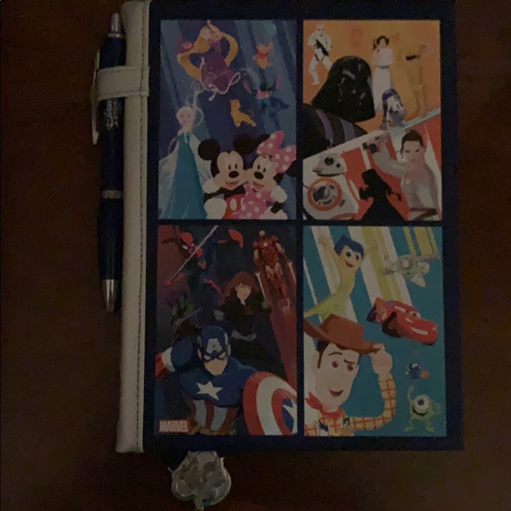 Disney Store 30th Anniversary Pen and Journal Set